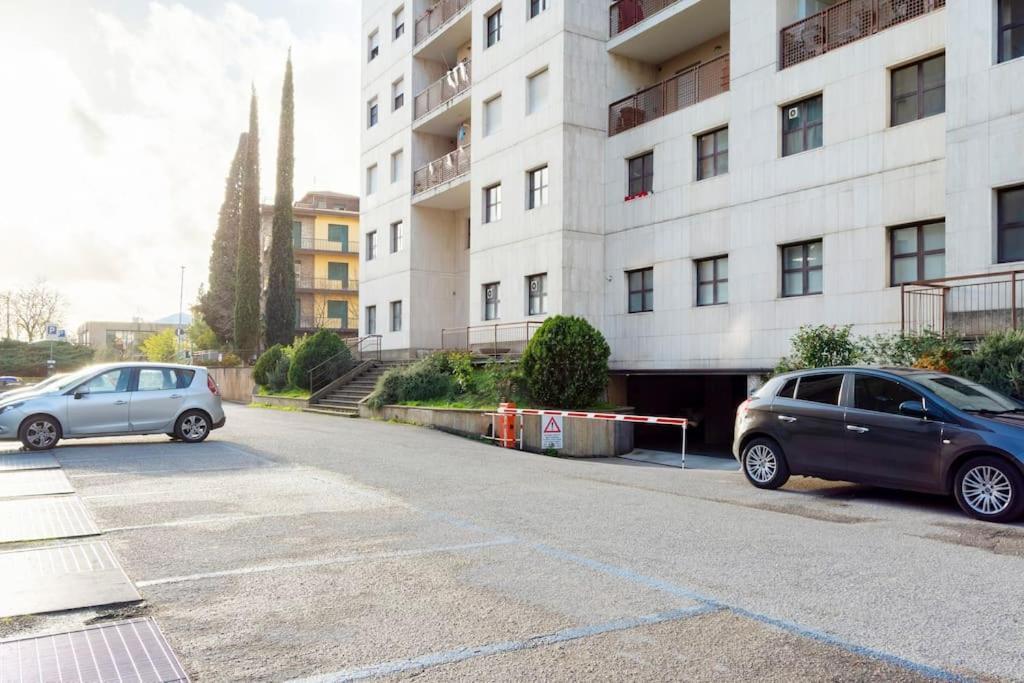Exclusive Penthouse With 60 M2 Panoramic Terrace Lägenhet Perugia Exteriör bild